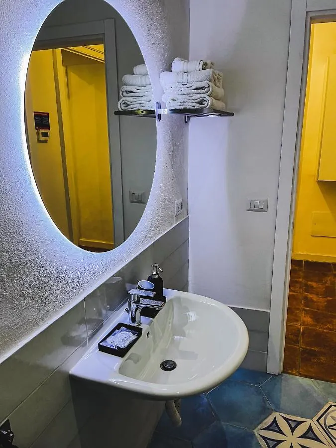 Terno Su Napoli Apartments 0*, נאפולי איטליה