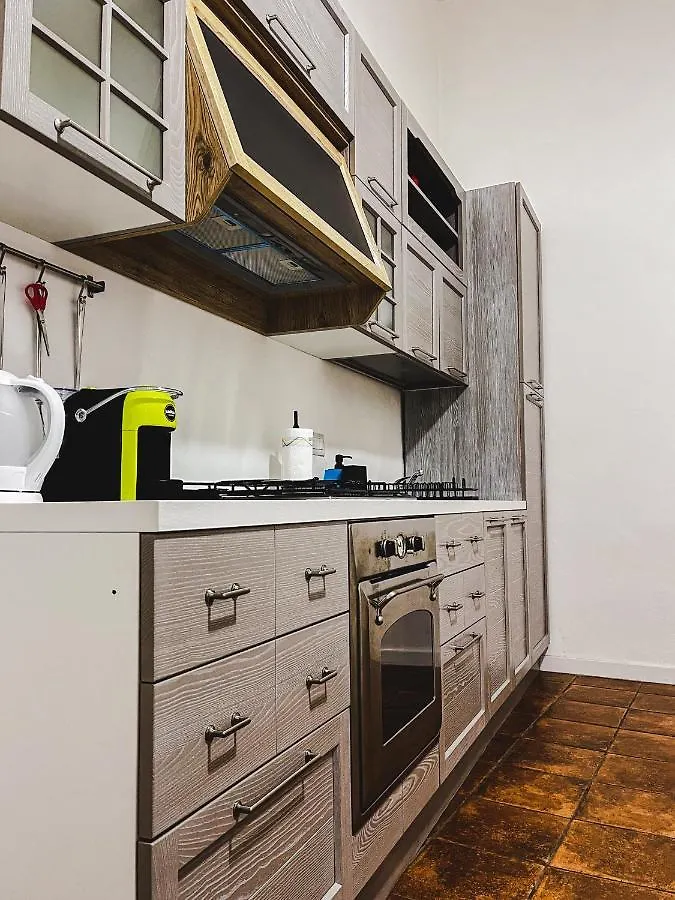 Terno Su Napoli Apartments נאפולי